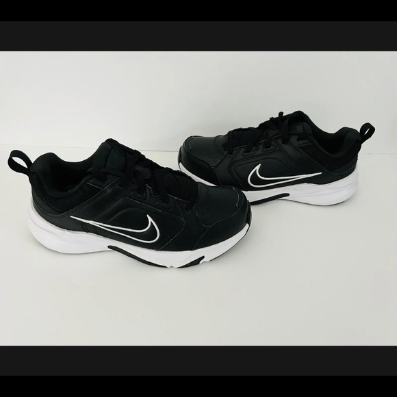 Men Nike Defy All Day Casual Walking & Training Sneakers Black/Black DJ1196- 002 - Picture 3 of 5